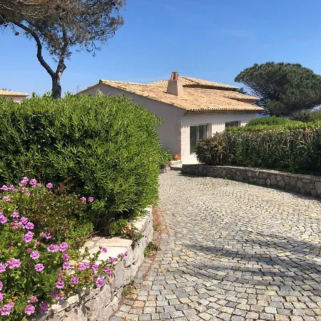Homestay House With Two Bedrooms Saint-Tropez